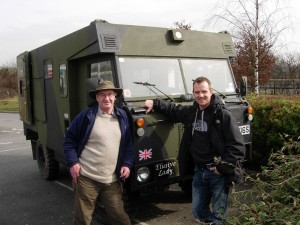 Land-Rover Hand-Over 